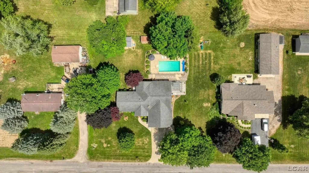 2943 Lee Marie Drive Adrian Township MI 49221