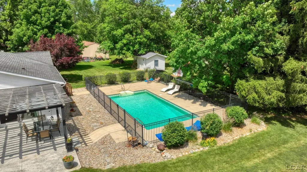 2943 Lee Marie Drive Adrian Township MI 49221