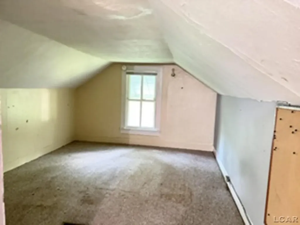 907 Bristol Street Adrian City MI 49221