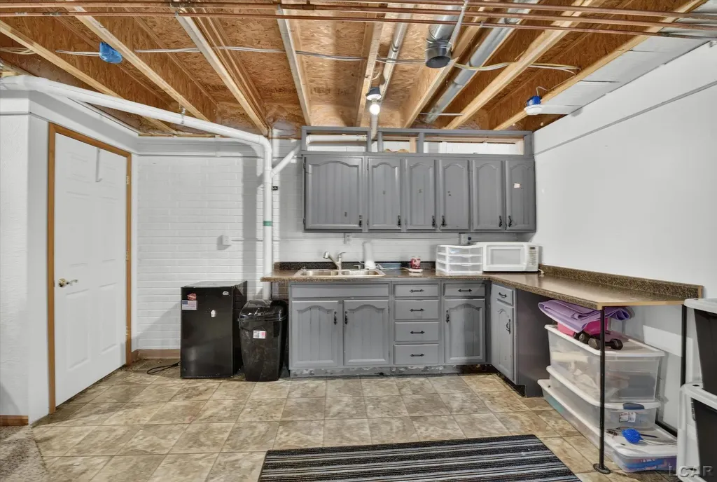 99 Trevor Trail Onsted Village MI 49265