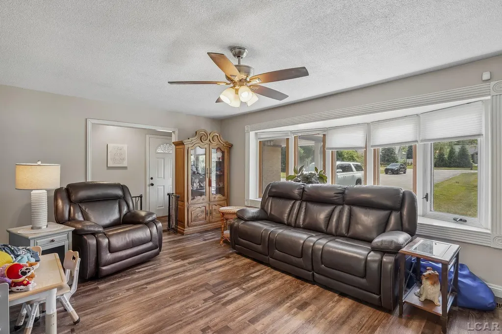 1476 W Sterns Road Bedford Township MI 48182