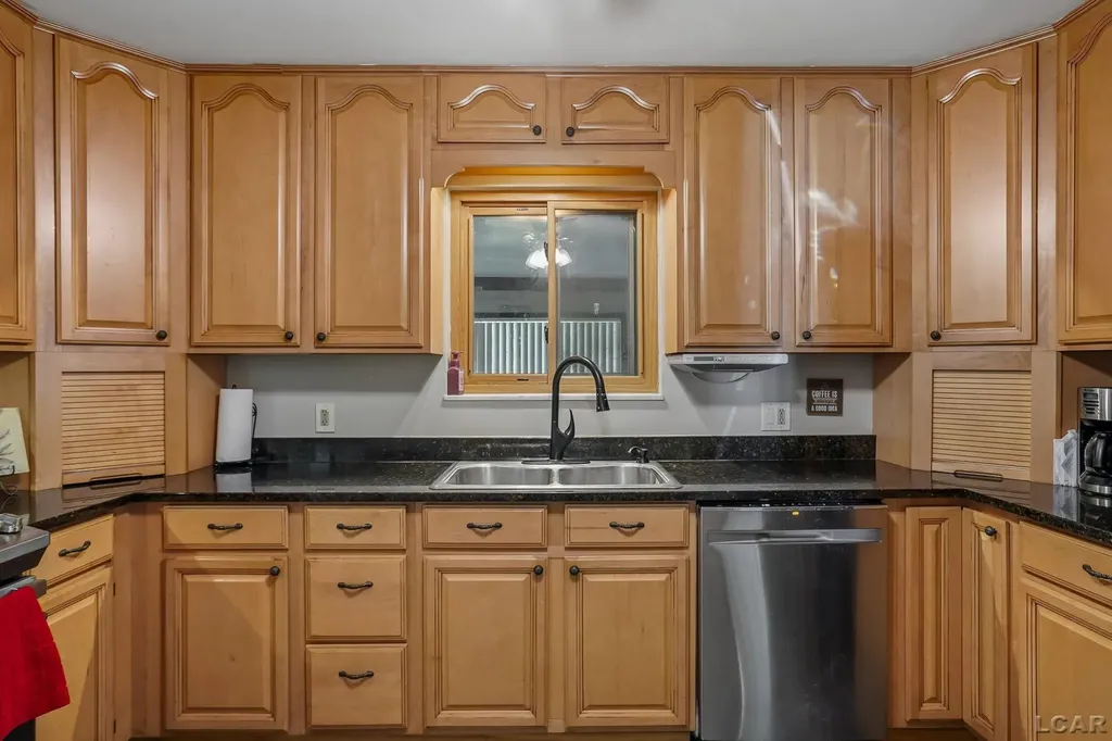 1476 W Sterns Road Bedford Township MI 48182