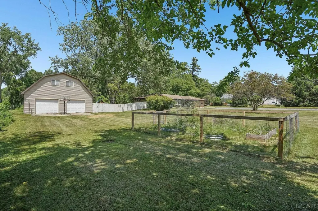 1476 W Sterns Road Bedford Township MI 48182