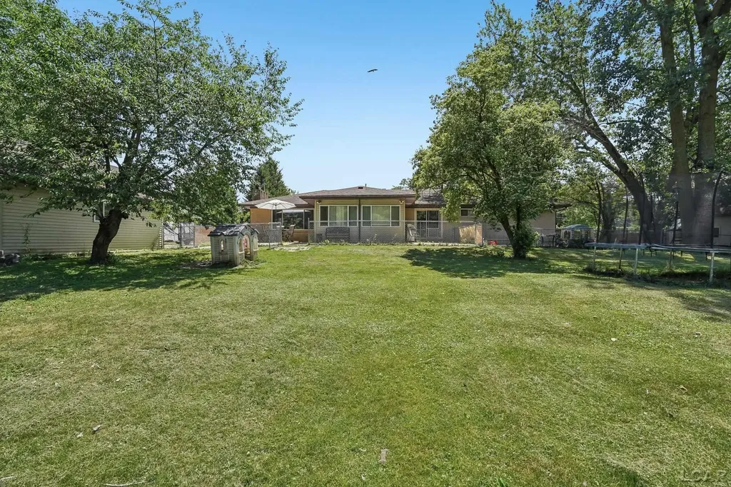1476 W Sterns Road Bedford Township MI 48182