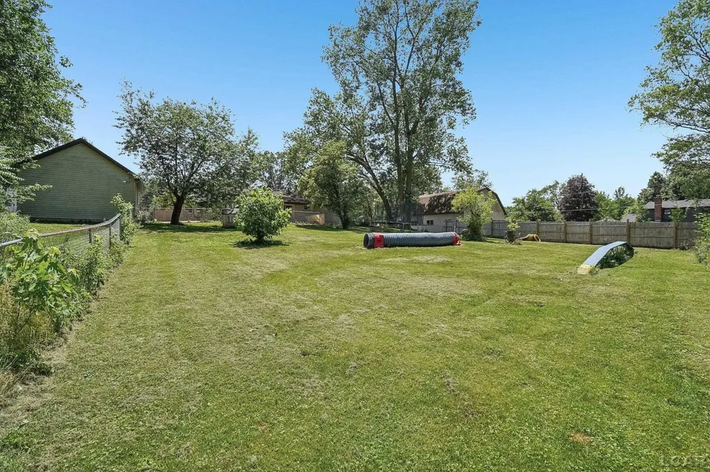 1476 W Sterns Road Bedford Township MI 48182
