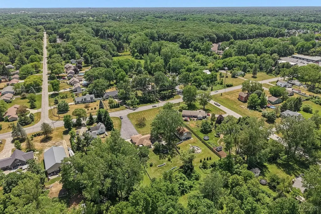 1476 W Sterns Road Bedford Township MI 48182