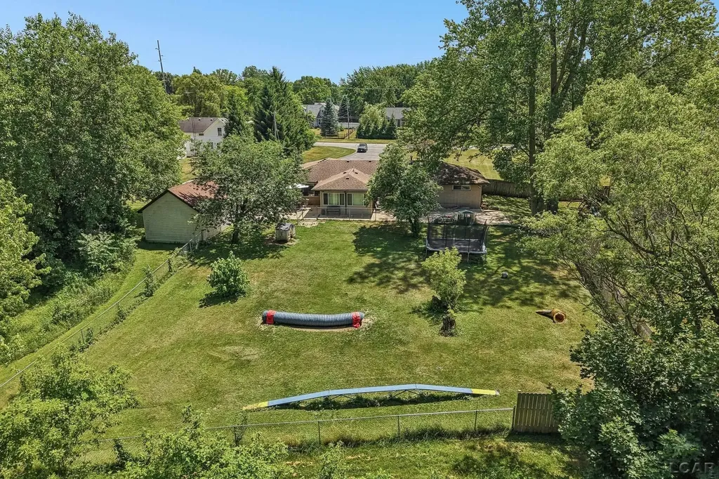 1476 W Sterns Road Bedford Township MI 48182