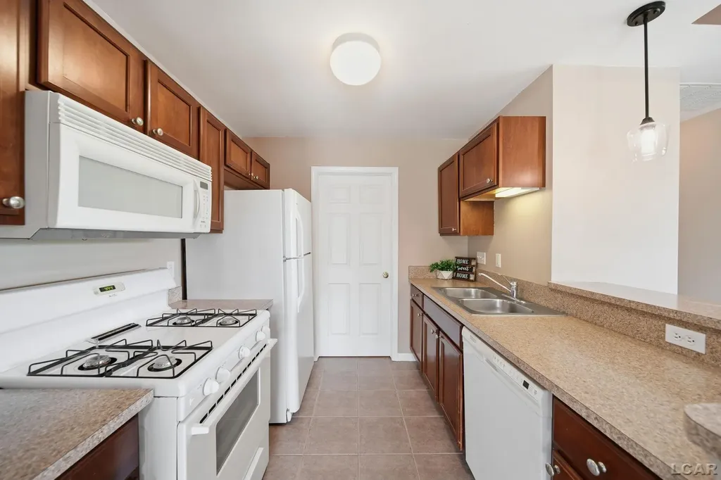 1241 Addington Lane Pittsfield Charter Township MI 48108