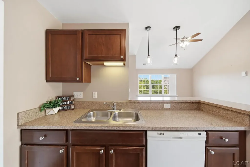 1241 Addington Lane Pittsfield Charter Township MI 48108