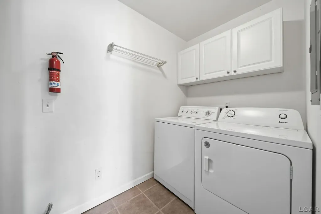 1241 Addington Lane Pittsfield Charter Township MI 48108