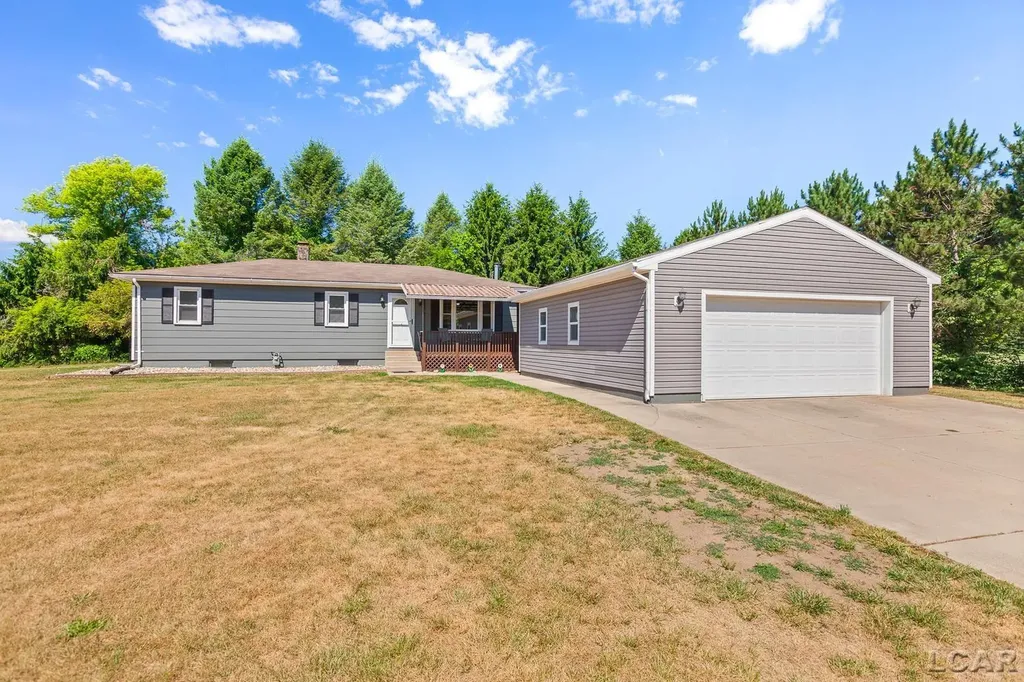 5888 Treat Highway Madison Charter Township MI 49221