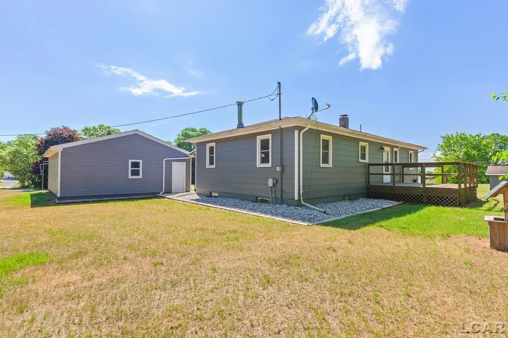 5888 Treat Highway Madison Charter Township MI 49221