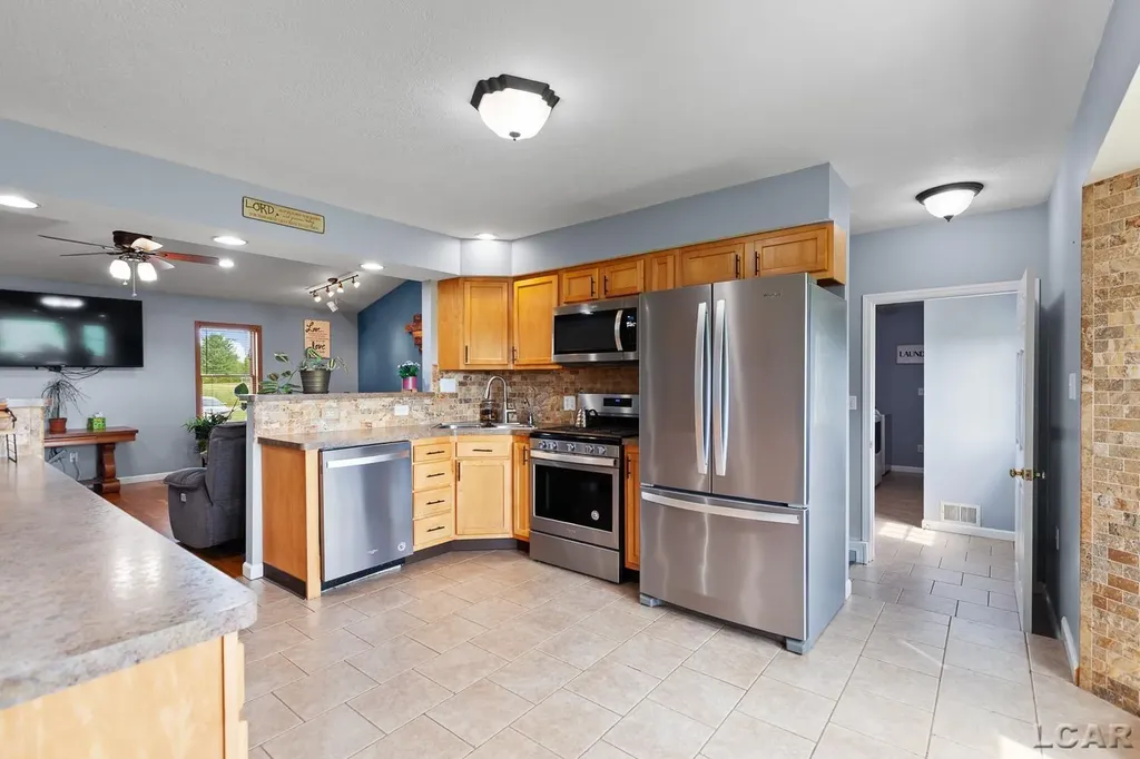 4753 Holloway Road Raisin Township MI 49221