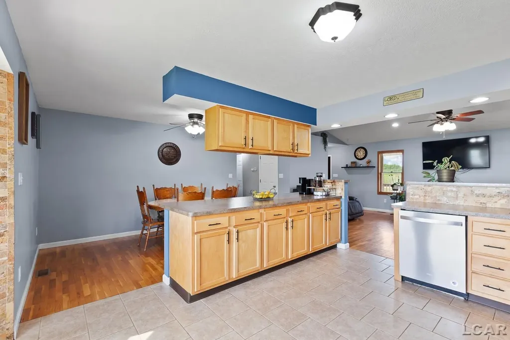 4753 Holloway Road Raisin Township MI 49221