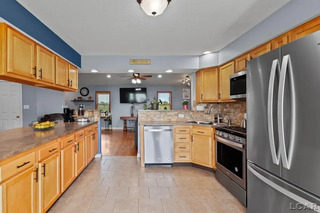 4753 Holloway Road Raisin Township MI 49221