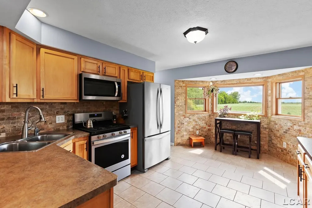4753 Holloway Road Raisin Township MI 49221