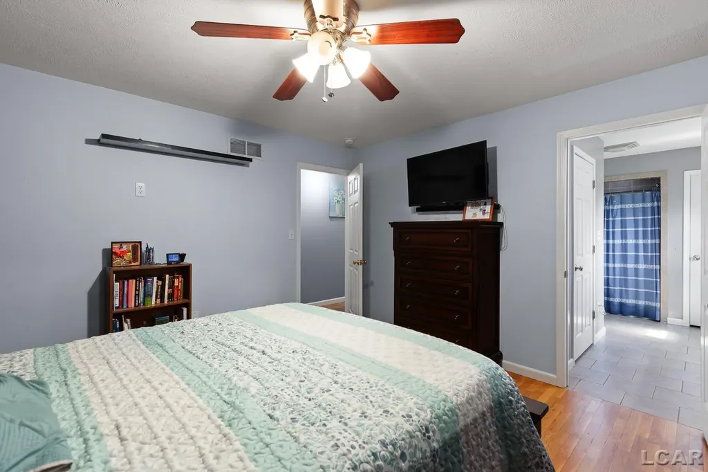 4753 Holloway Road Raisin Township MI 49221
