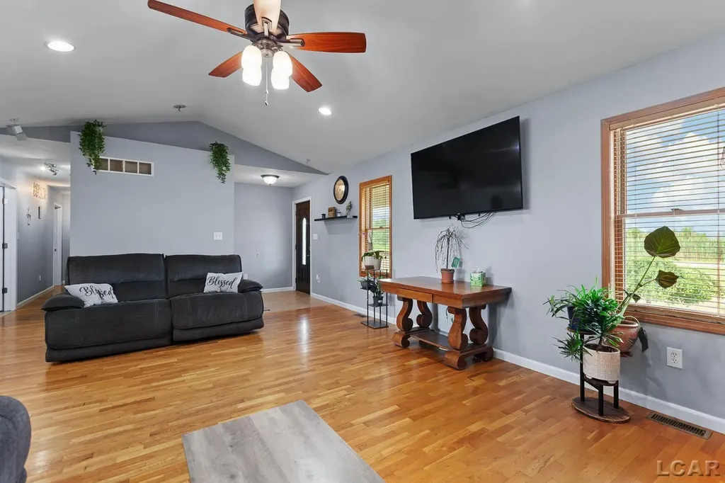 4753 Holloway Road Raisin Township MI 49221