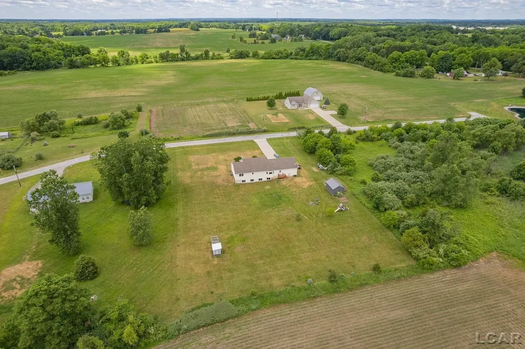 4753 Holloway Road Raisin Township MI 49221