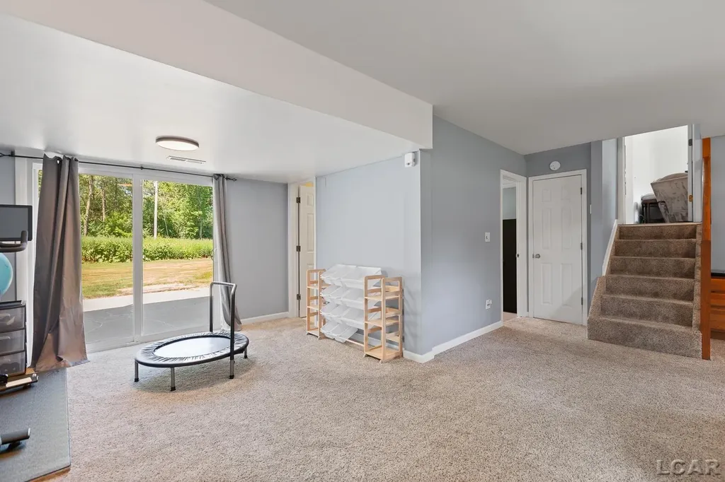 8826 Hawthorne Drive Tecumseh Township MI 49221
