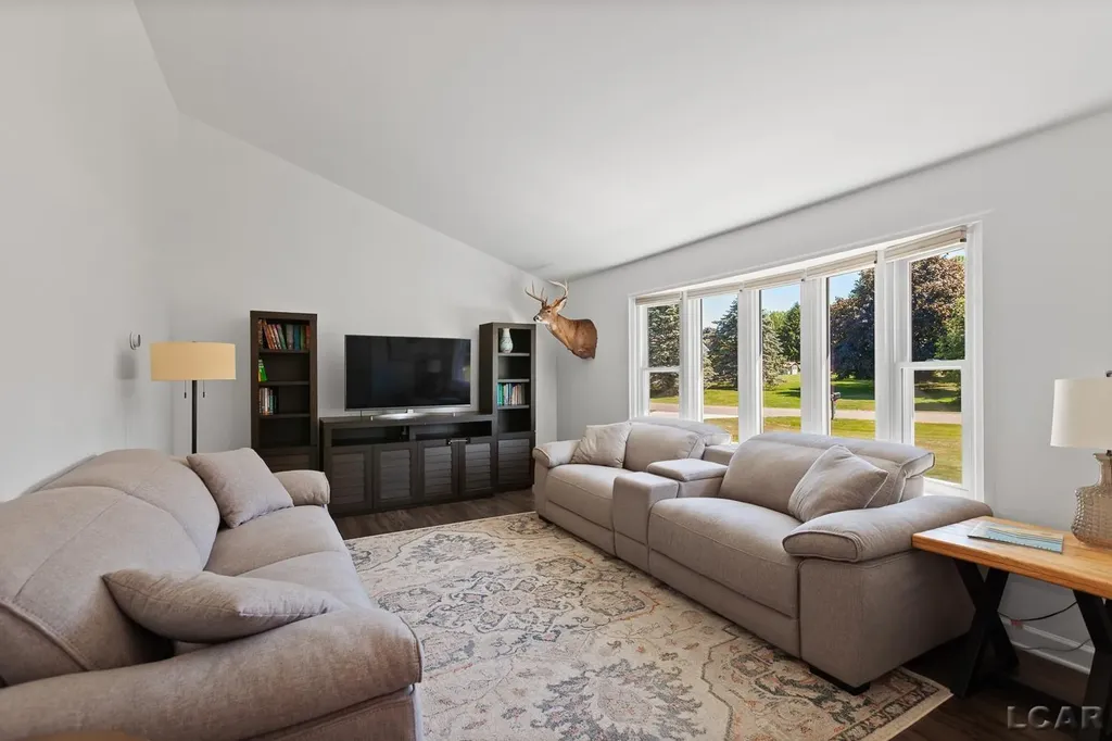 8826 Hawthorne Drive Tecumseh Township MI 49221