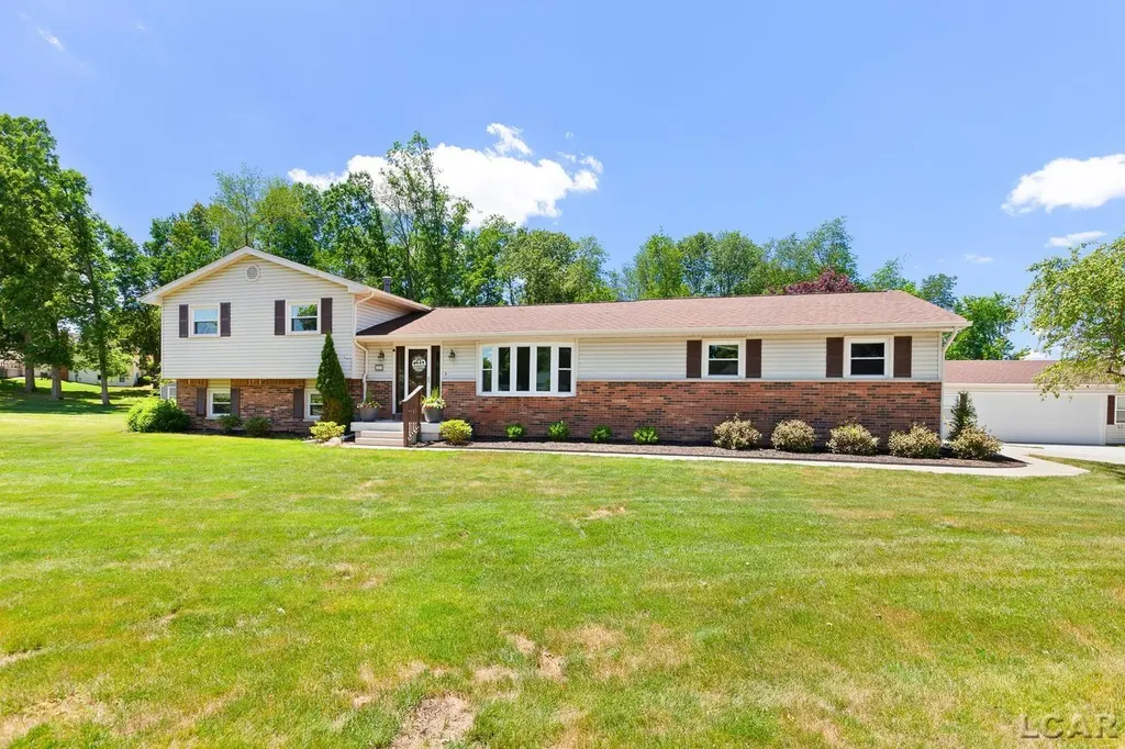8826 Hawthorne Drive Tecumseh Township MI 49221