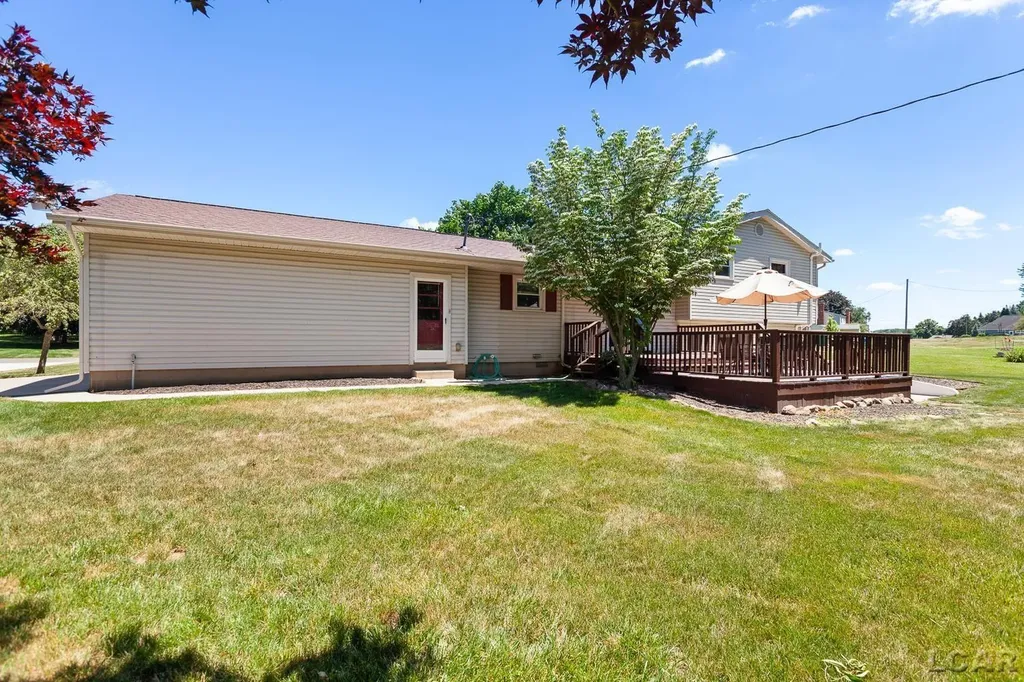 8826 Hawthorne Drive Tecumseh Township MI 49221