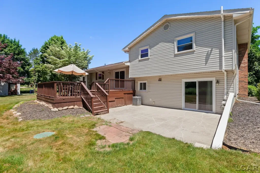 8826 Hawthorne Drive Tecumseh Township MI 49221
