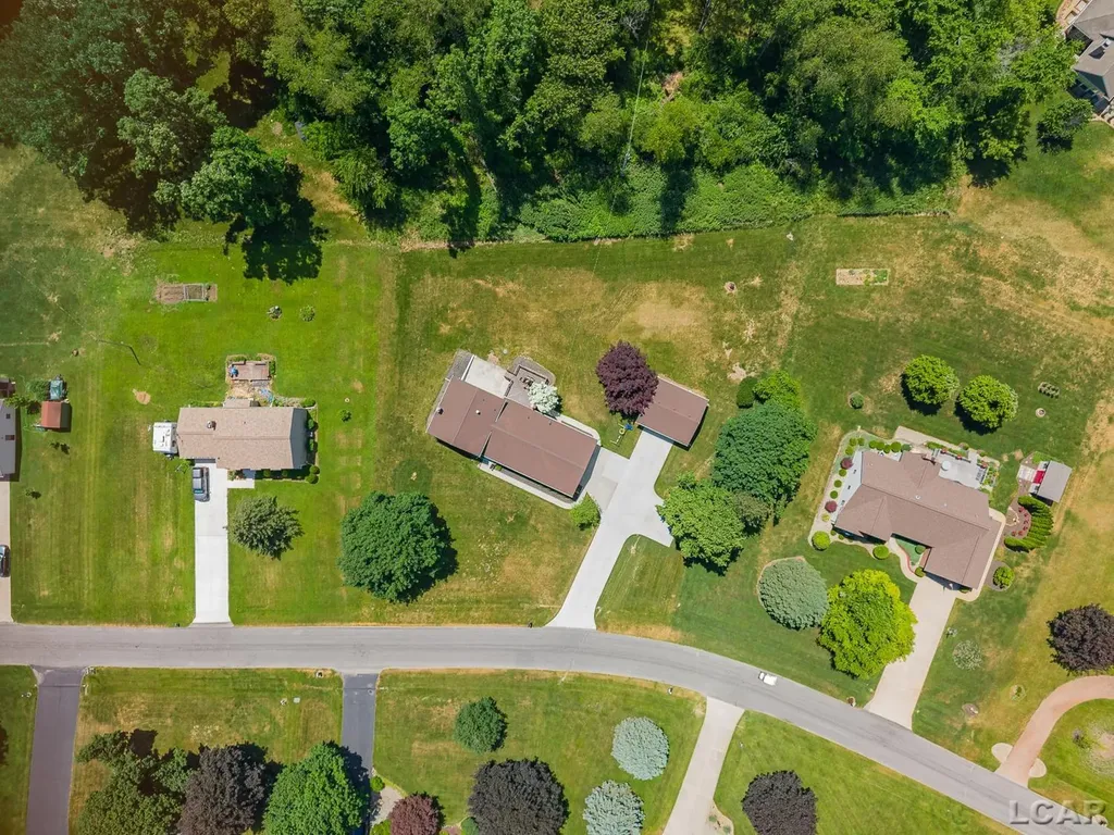 8826 Hawthorne Drive Tecumseh Township MI 49221