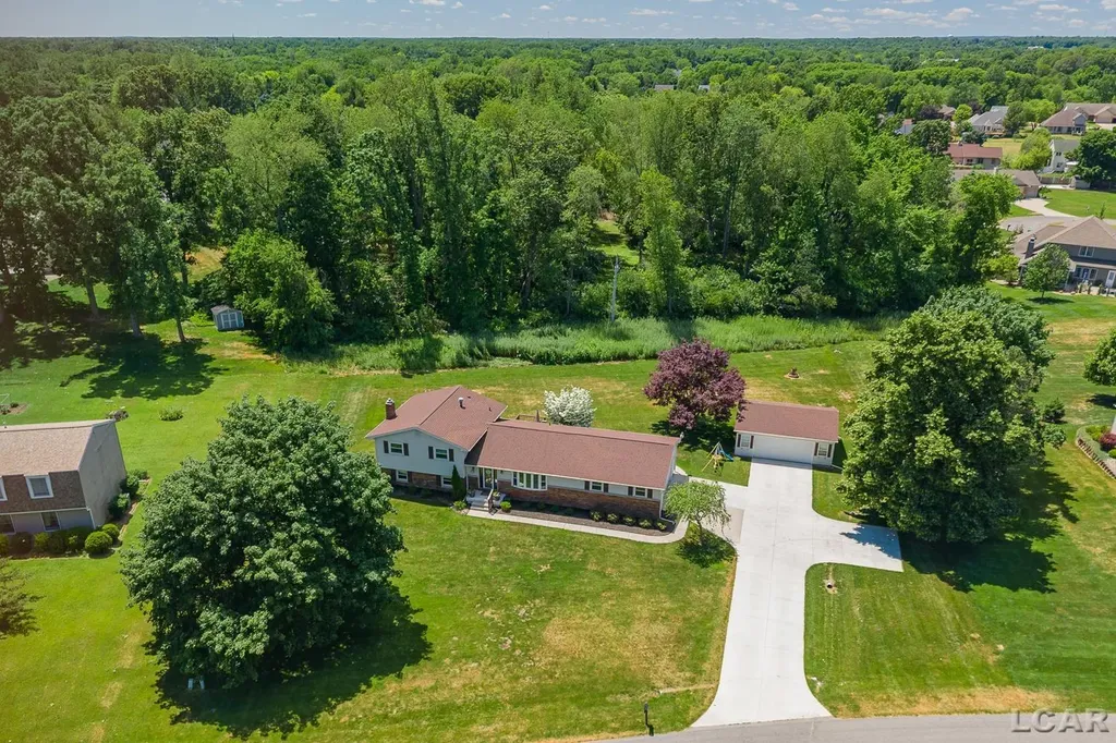 8826 Hawthorne Drive Tecumseh Township MI 49221
