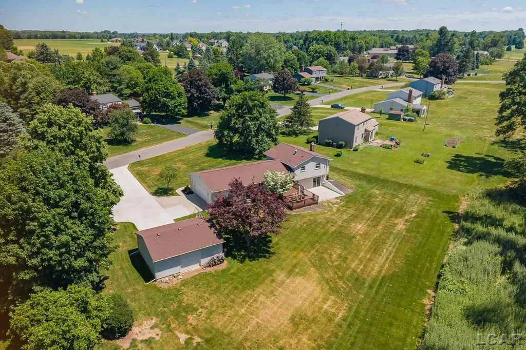 8826 Hawthorne Drive Tecumseh Township MI 49221