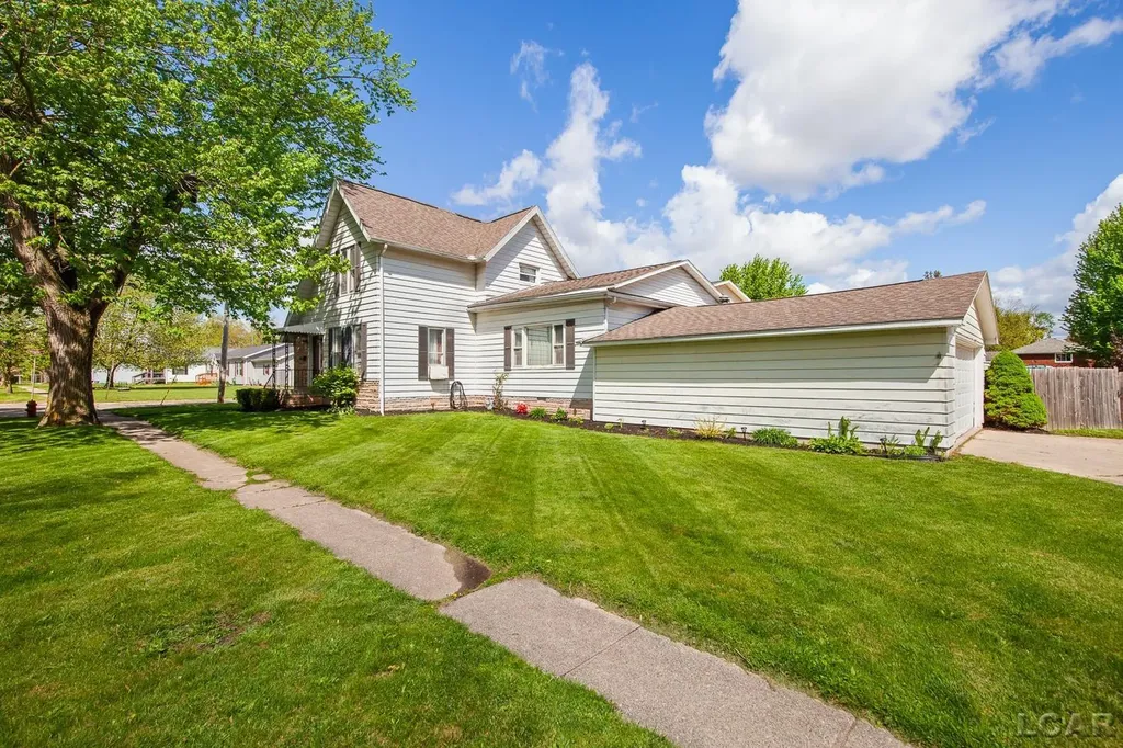 203 E Congress Street Morenci City MI 49256
