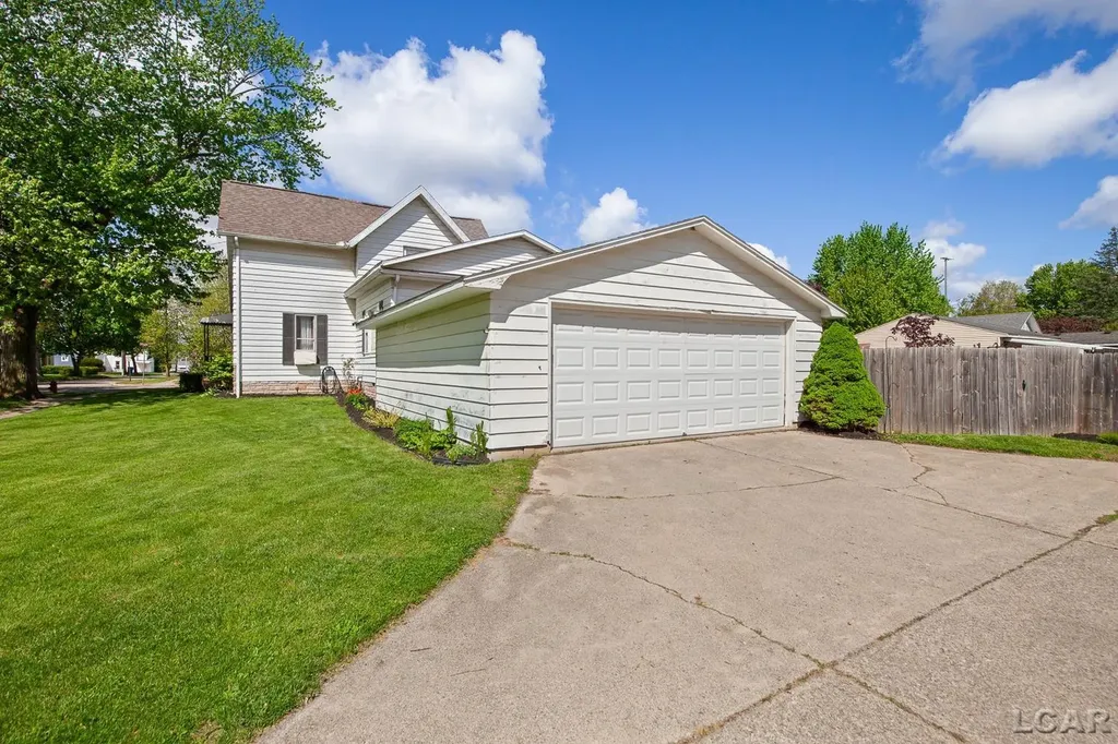 203 E Congress Street Morenci City MI 49256
