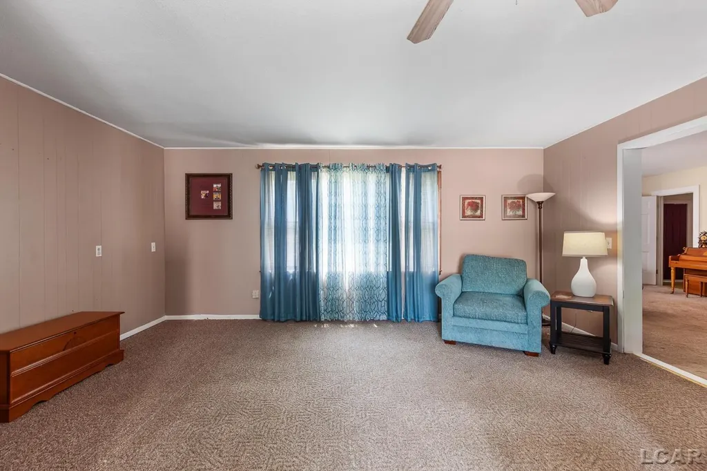 203 E Congress Street Morenci City MI 49256