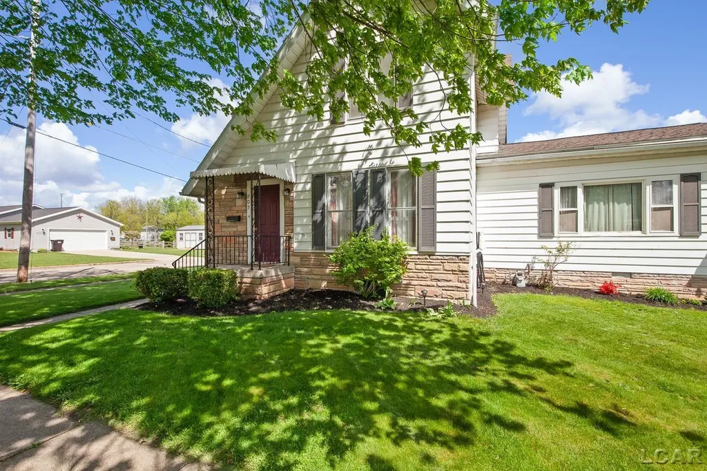 203 E Congress Street Morenci City MI 49256