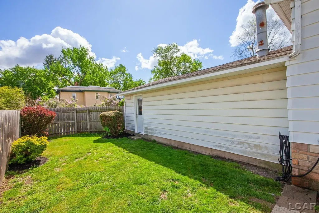 203 E Congress Street Morenci City MI 49256