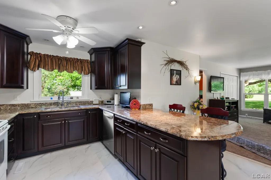 807 Conklin Drive Tecumseh City MI 49286