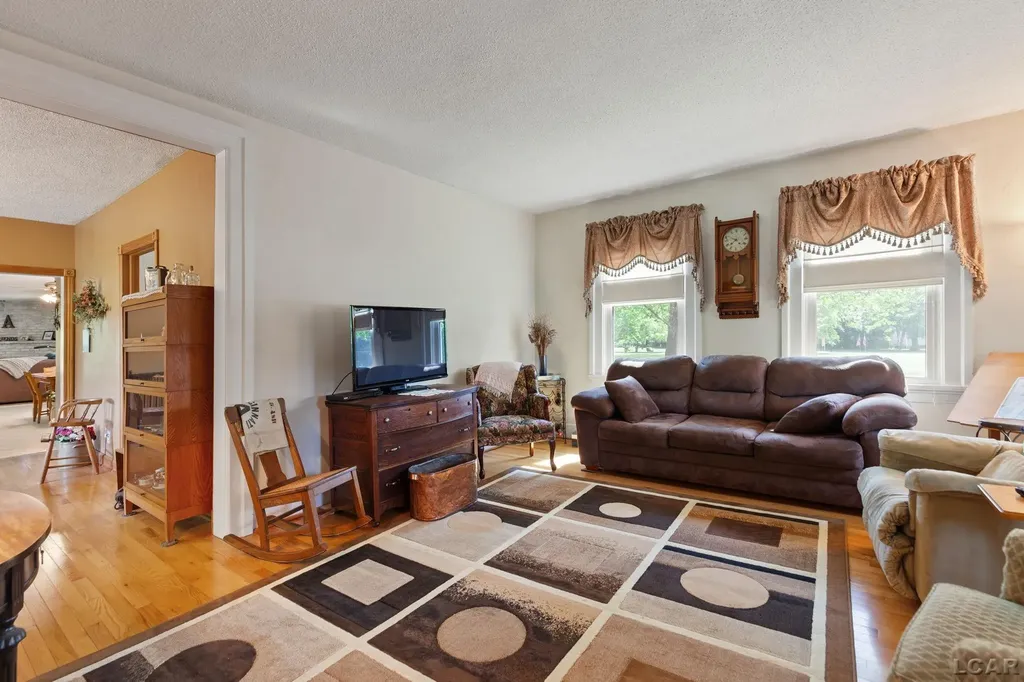 807 Conklin Drive Tecumseh City MI 49286