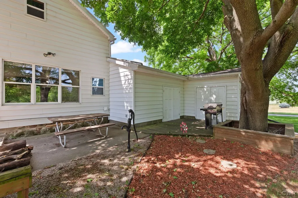 807 Conklin Drive Tecumseh City MI 49286