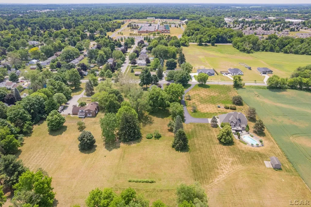 807 Conklin Drive Tecumseh City MI 49286