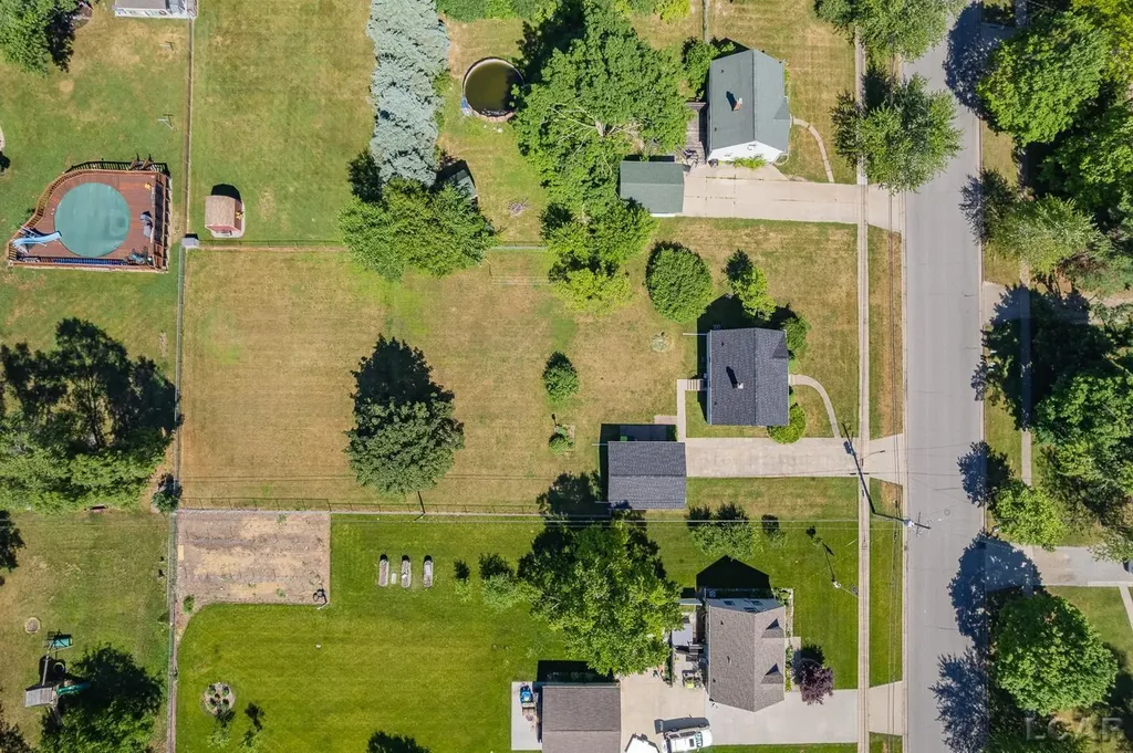 1205 Shady Lane Tecumseh City MI 49286