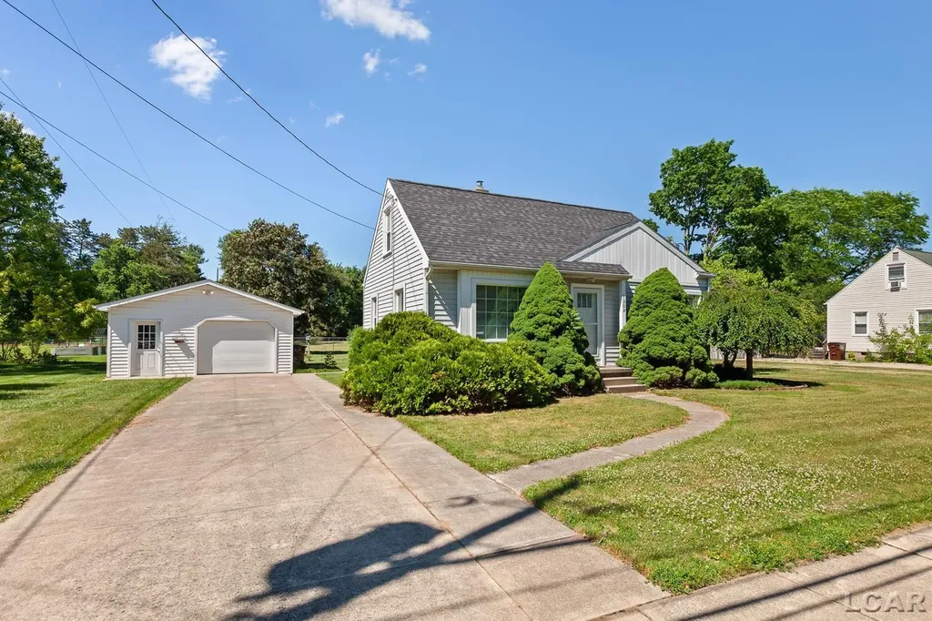 1205 Shady Lane Tecumseh City MI 49286