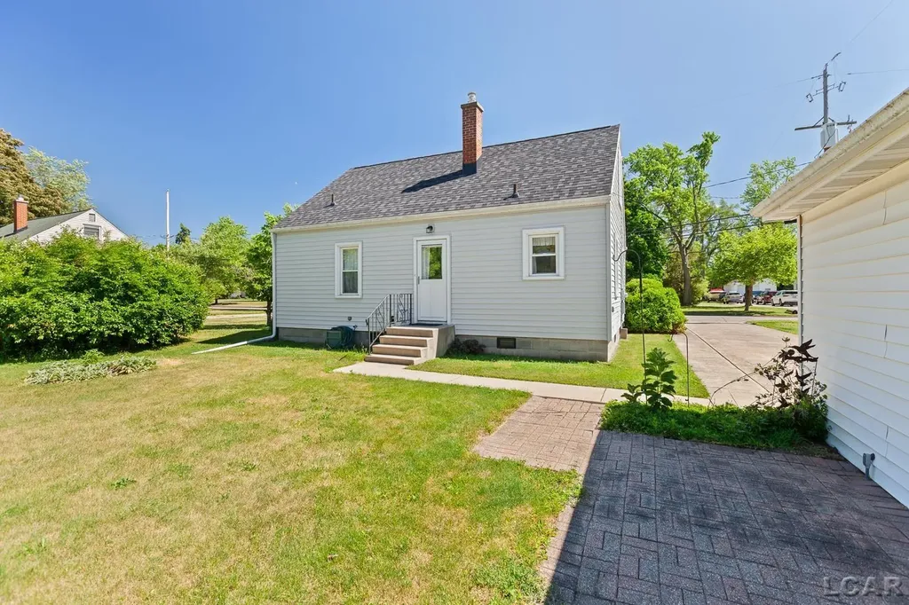 1205 Shady Lane Tecumseh City MI 49286