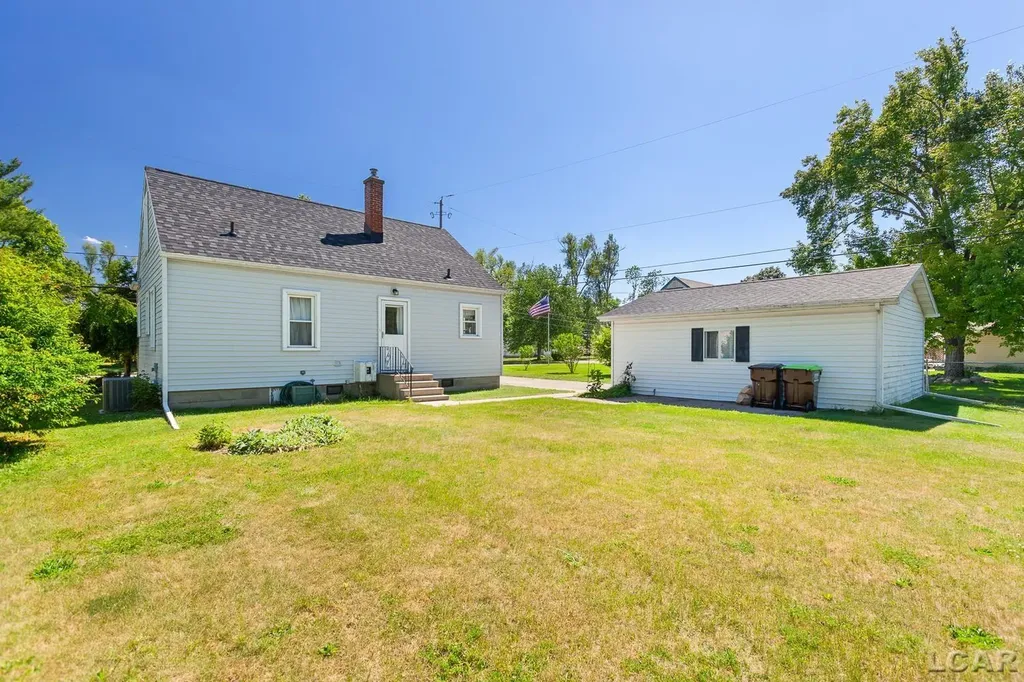 1205 Shady Lane Tecumseh City MI 49286