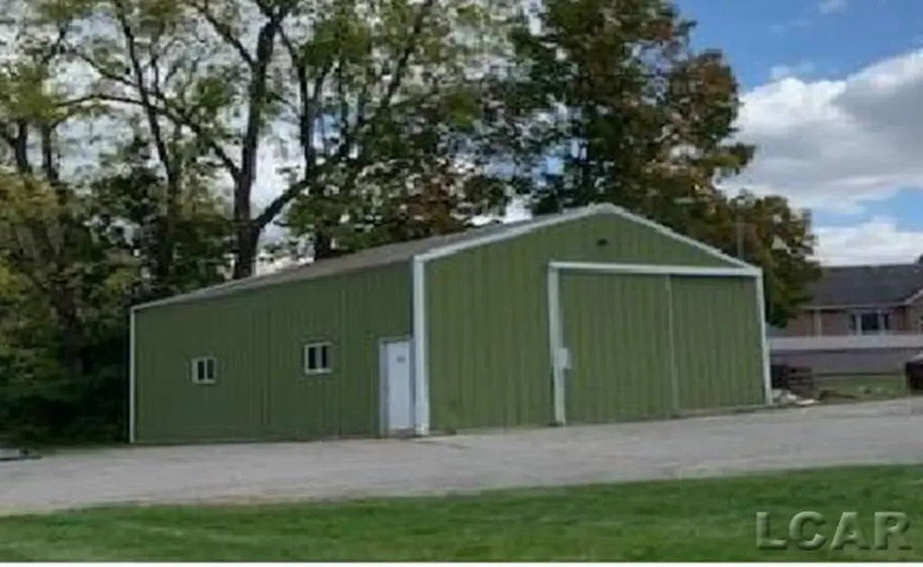 700 Oakwood Avenue Adrian City MI 49221