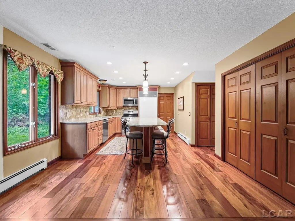 5944 Riga Highway Blissfield Township MI 49228