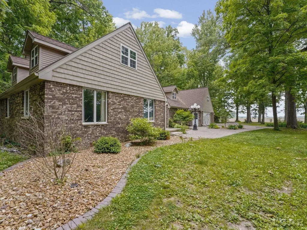 5944 Riga Highway Blissfield Township MI 49228