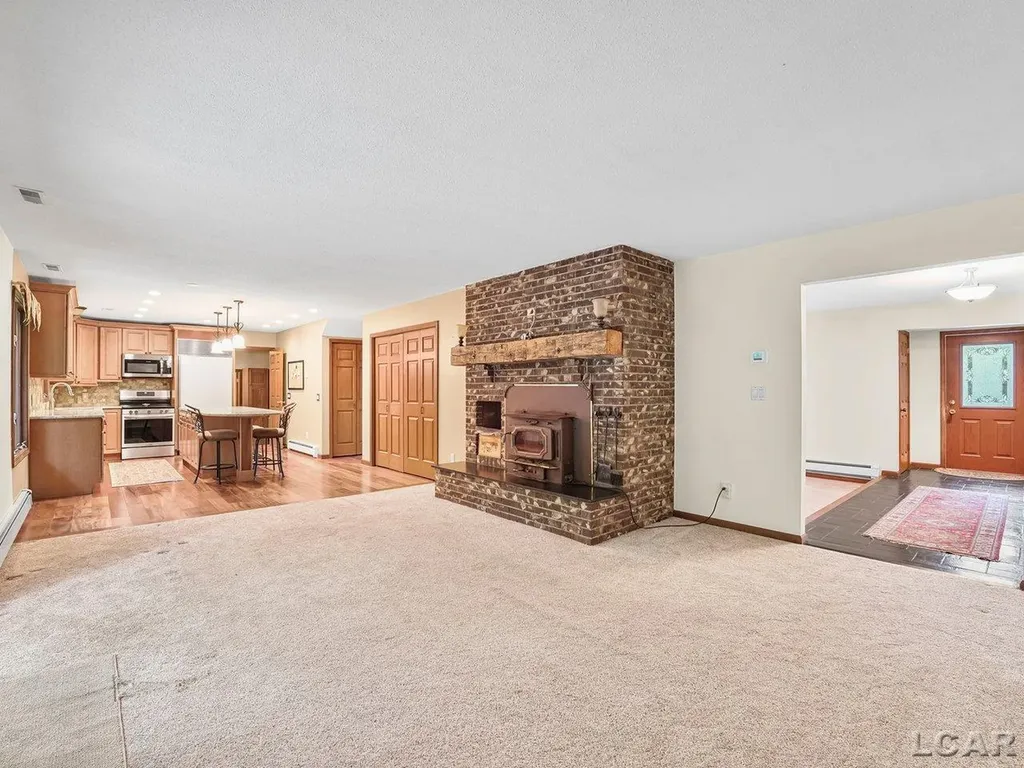 5944 Riga Highway Blissfield Township MI 49228