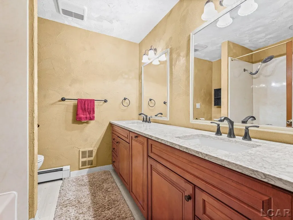 5944 Riga Highway Blissfield Township MI 49228