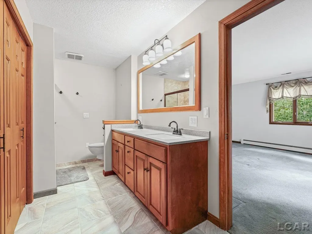 5944 Riga Highway Blissfield Township MI 49228